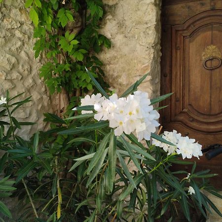 Chez Les Filles Bed & Breakfast Dions ภายนอก รูปภาพ