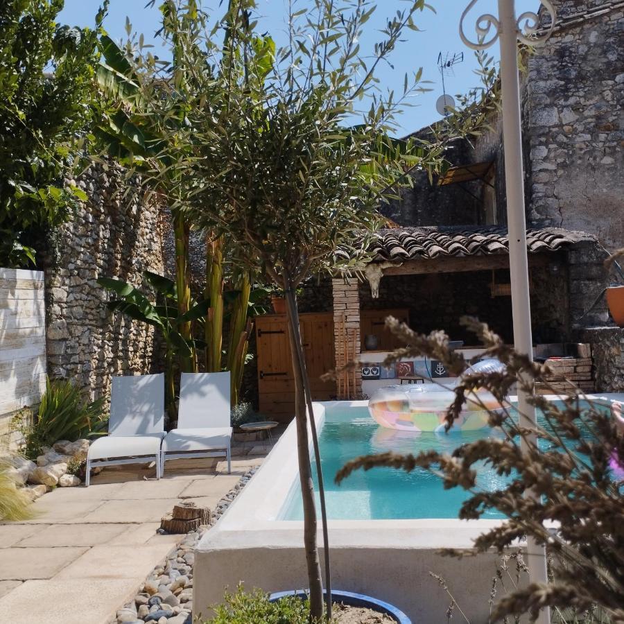 Chez Les Filles Bed & Breakfast Dions ภายนอก รูปภาพ