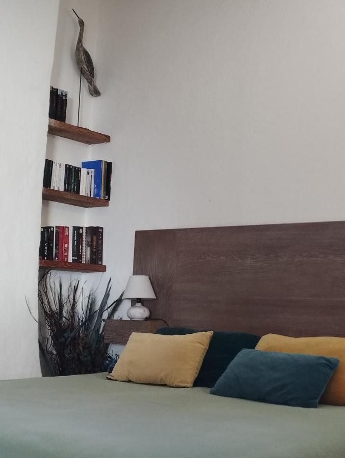 Chez Les Filles Bed & Breakfast Dions ภายนอก รูปภาพ